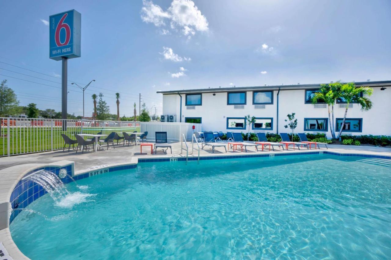 Motel 6-Fort Lauderdale, Fl エクステリア 写真