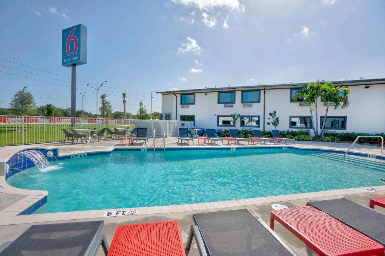 Motel 6-Fort Lauderdale, Fl エクステリア 写真