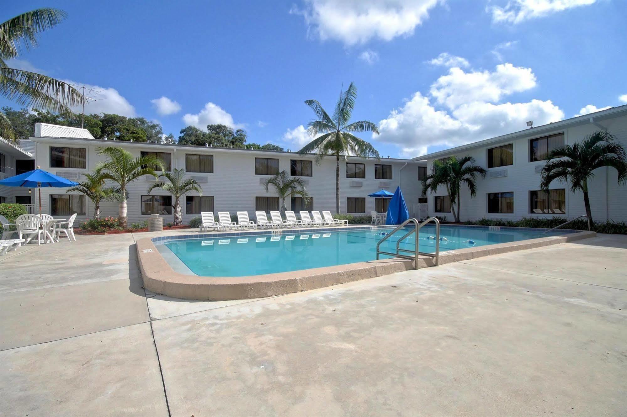 Motel 6-Fort Lauderdale, Fl エクステリア 写真