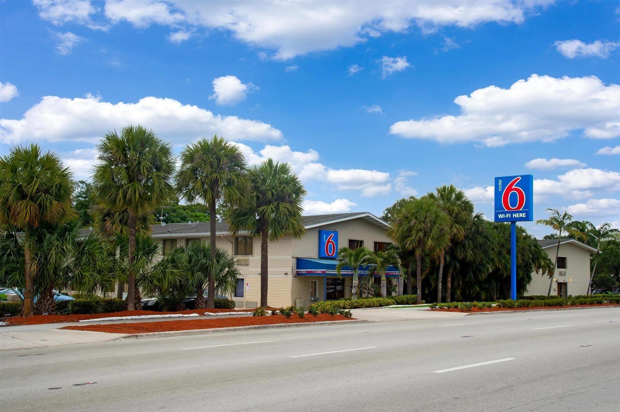 Motel 6-Fort Lauderdale, Fl エクステリア 写真